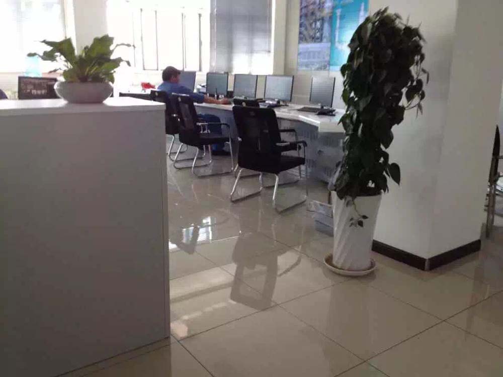 天津大学瓷质高架地板